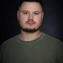 Денис, Менеджер по продажам