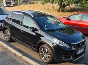 Peugeot 2008 Allure 1.2 PureTech EAT6 Business